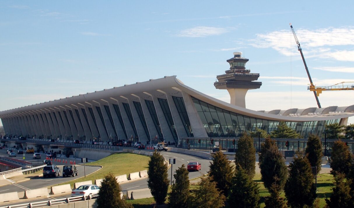 Dulles Airport Sets All-Time Passenger Record as New Asia Routes Grow