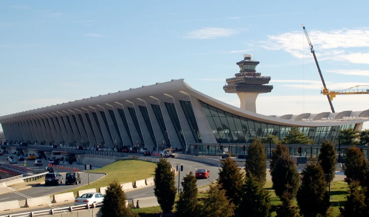 Dulles Airport Sets All-Time Passenger Record as New Asia Routes Grow