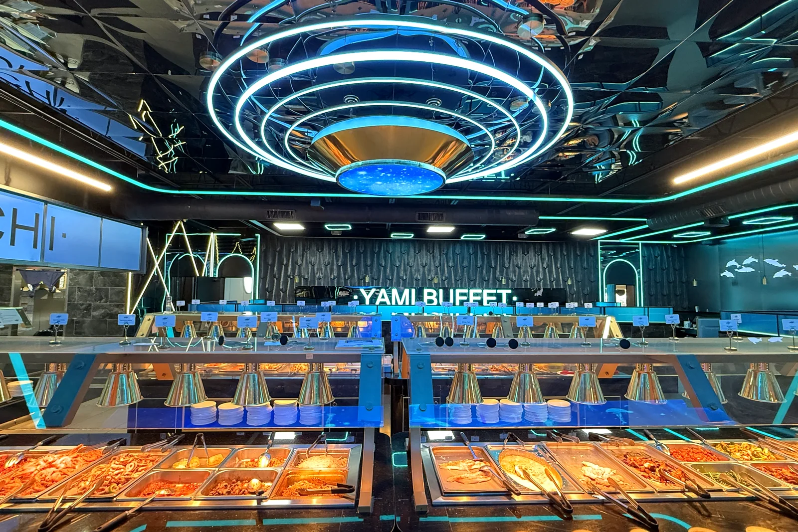 Yami Buffet in Alexandria: $18.99 Lunch, Dinner Crab and Oysters, and Everything Else in the Old Red Lobster on Van Dorn